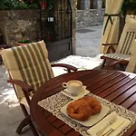 Casa Socotor 2*